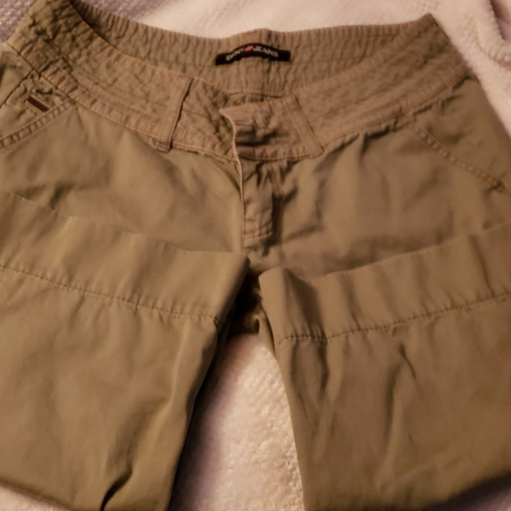 DKNY Capris